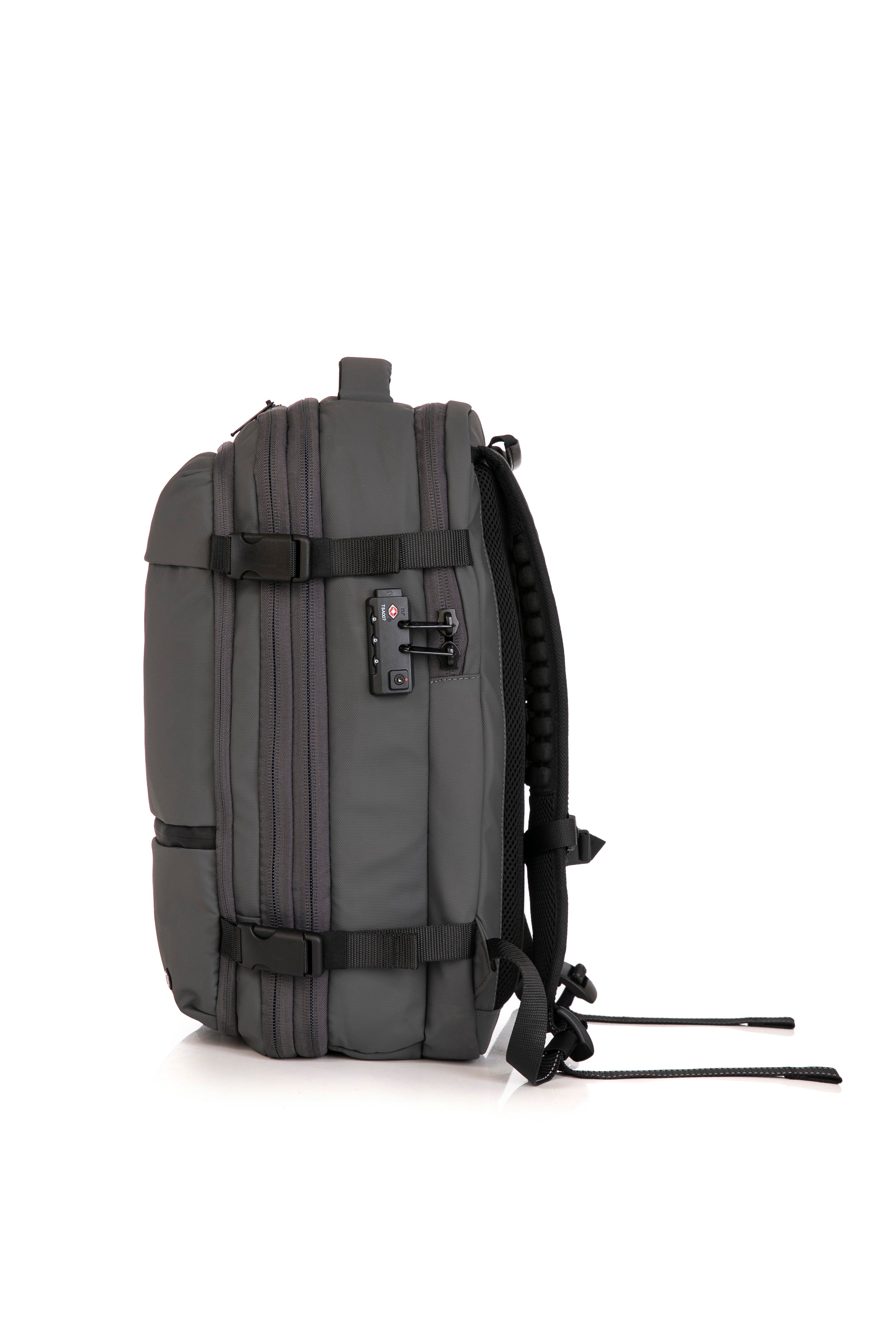 Vacuum compressible backpack – With or without pump
