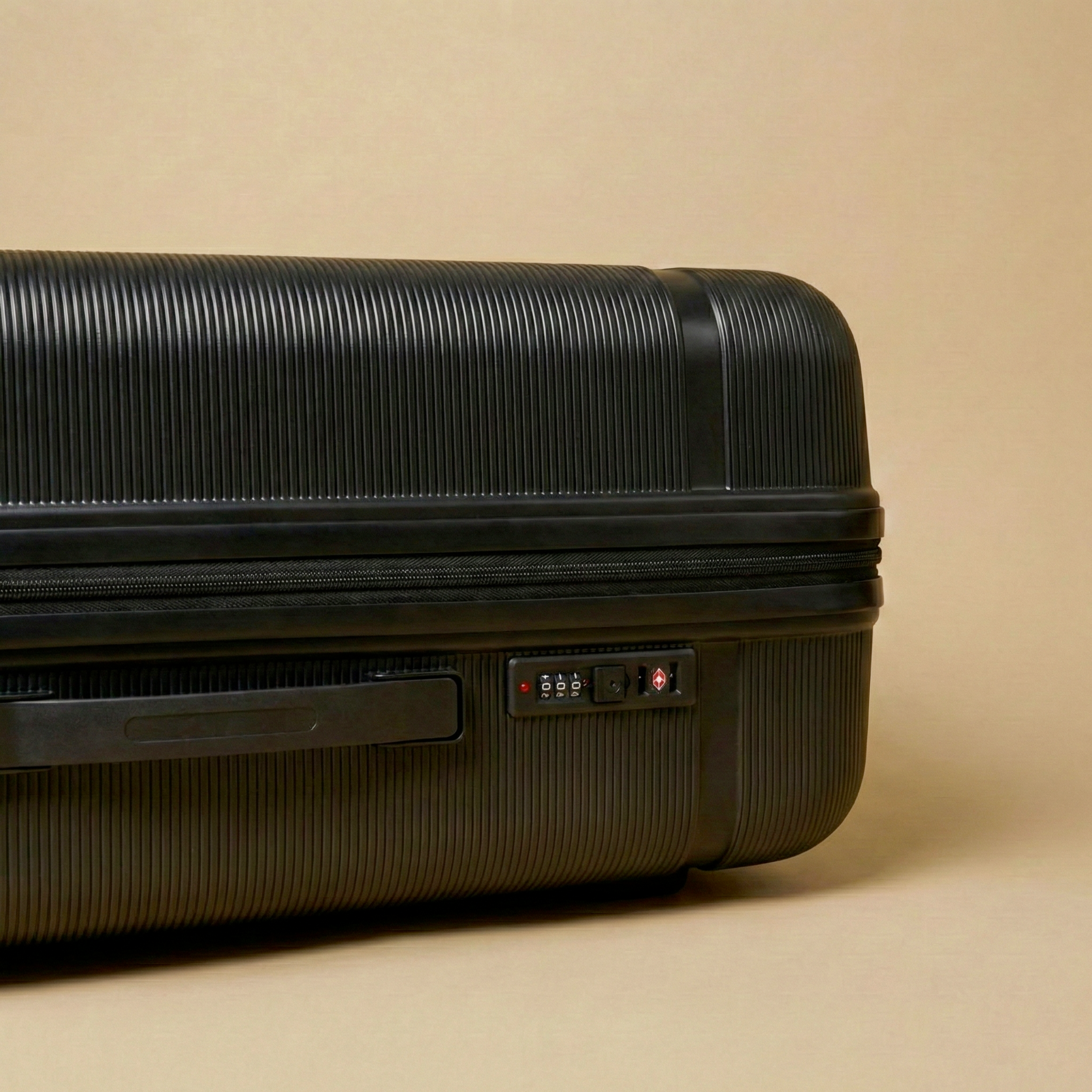 Set 3 Valises – Polypropylène (XL-75cm) (L-65cm) (S-55cm) – Noir